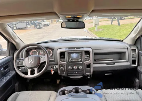 2016 Ram 1500 St z USA, uszkodzony, nr VIN 1C6RR7FT8GS212433